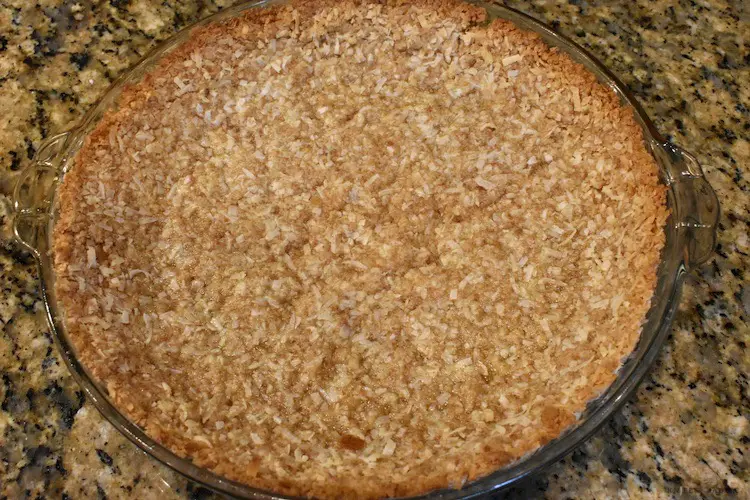 Toasted coconut pie shell