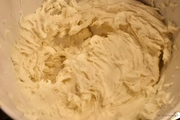 Vanilla frosting