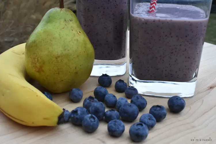Blueberries, Banana, Pear on a board
Smoothie in glasses