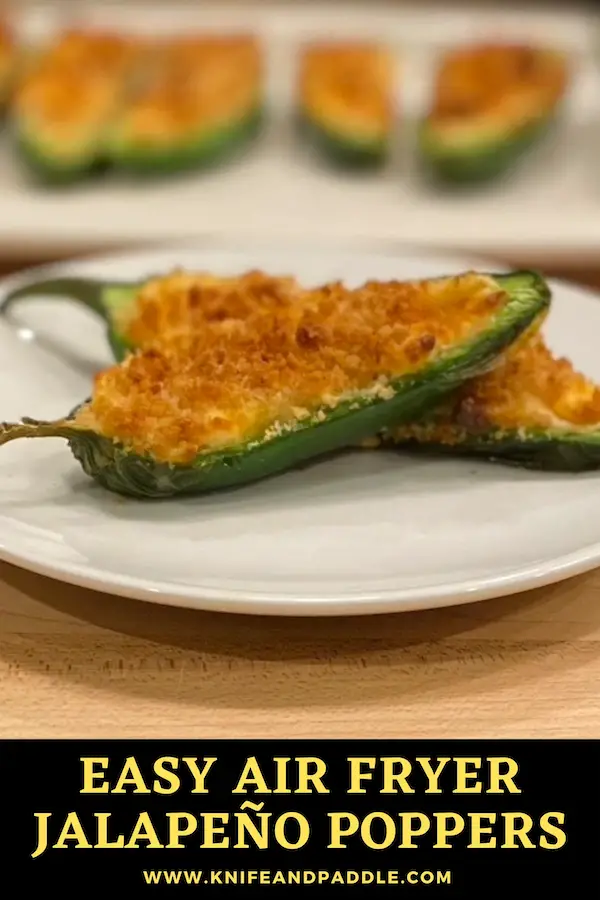Easy Air Fryer Jalapeños Poppers plated
