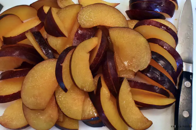Sliced and pitted plums