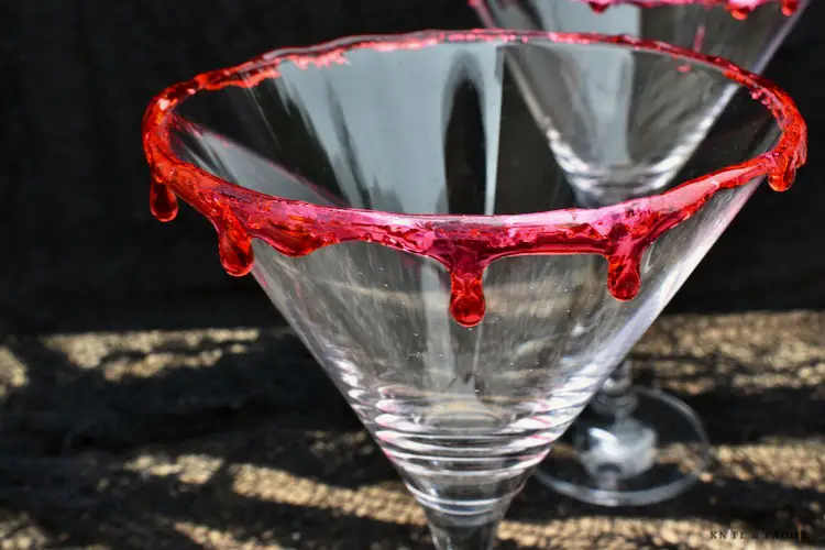 Easy Blood Dripped Glasses