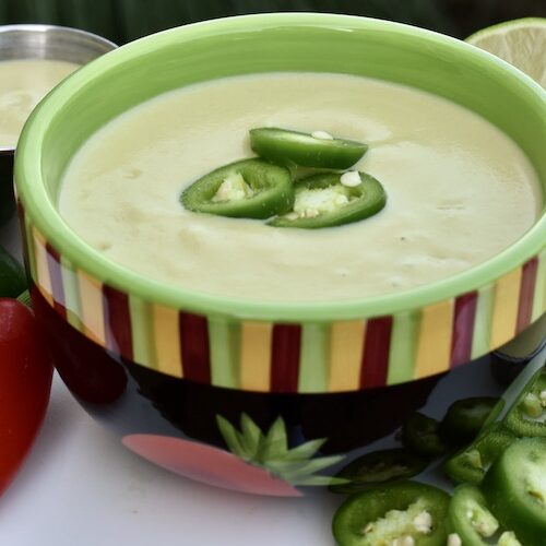 Green Jalapeño Sauce • www.knifeandpaddle.com