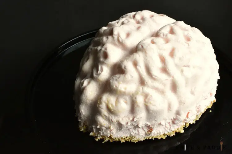 No-Bake Cheesecake Brain out of the mold and on a plate