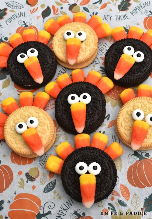 Easy, no bake Thanksgiving Oreo Turkeys