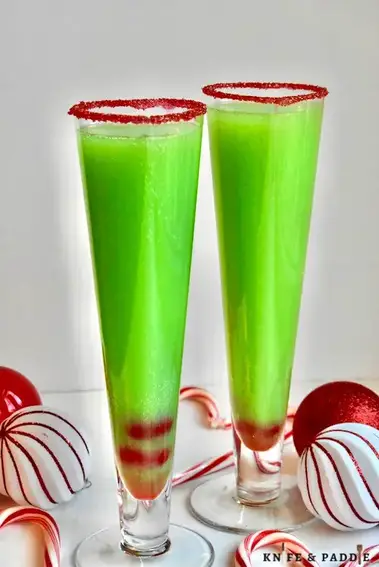 Grinch Mimosa - The Toasty Kitchen