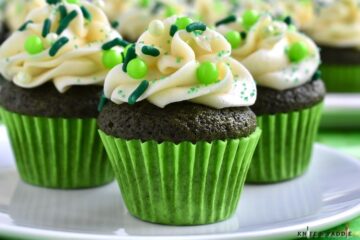 Mini Green Velvet Cupcakes