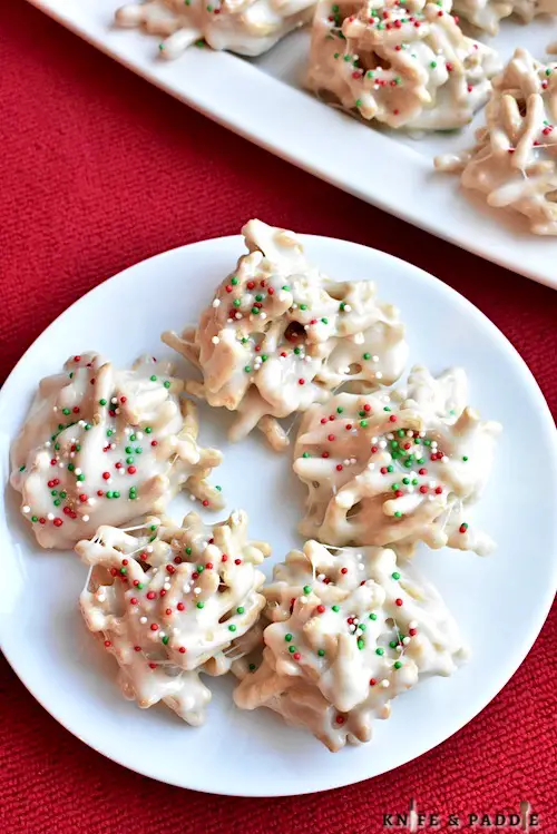 Crunchy chow mein noodles with marshmallows, butter and white chocolate